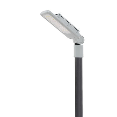 7800lm Outdoor Integrated LED Street Light Angle Adjustable IK09 Kelas