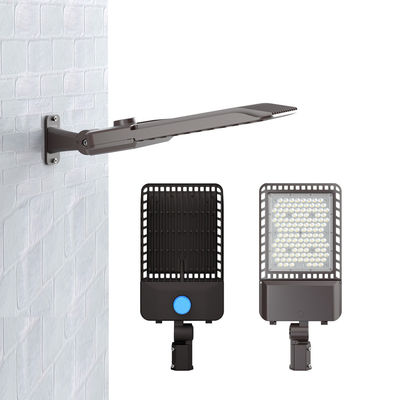 Lampu Jalan LED Paduan Aluminium Die-cast IP66 Perlindungan Tahan Air IK08 dengan CCT Opsional